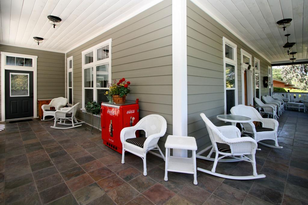 Forfriends Inn Wine Country Bed And Breakfast Santa Ynez Exterior photo
